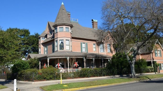 Proposed Veterans Hospice In Victorian House